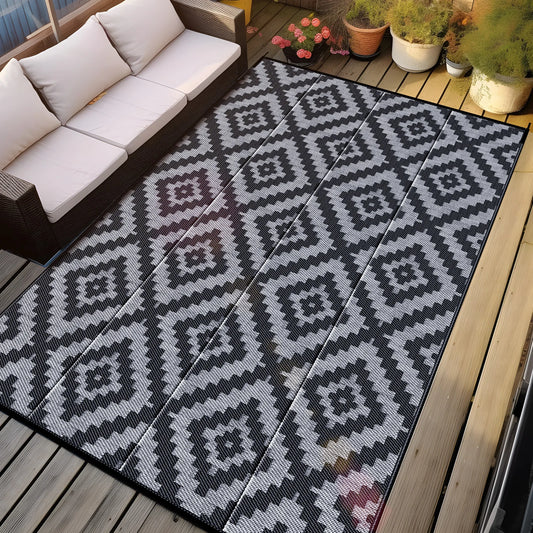 Geometric Outdoor Polyester Rug Waterproof Reversible For Patio Deck Balcony