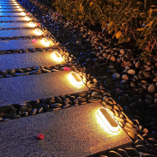 Solar Deck Lights IP68 Waterproof Auto On Off 4 Pack Anti Pressure Garden Path
