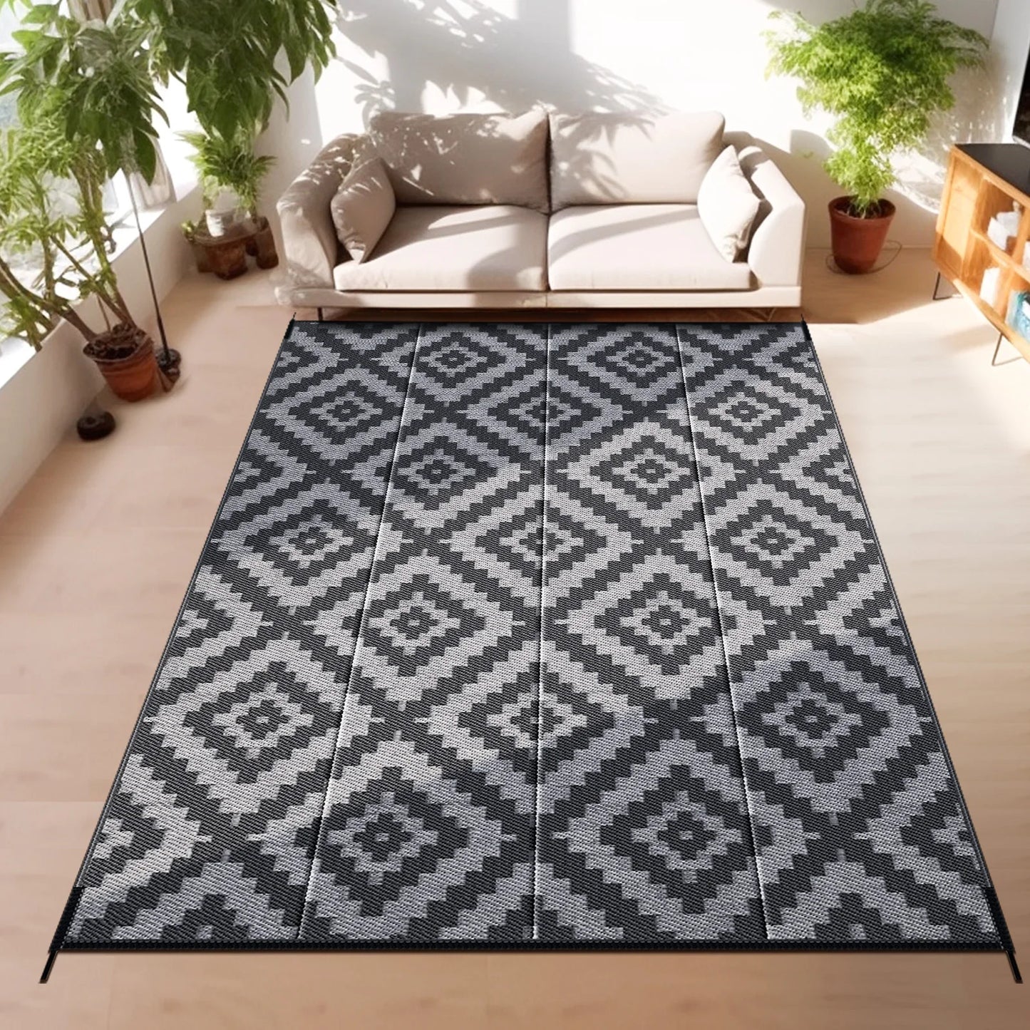 Geometric Outdoor Polyester Rug Waterproof Reversible For Patio Deck Balcony