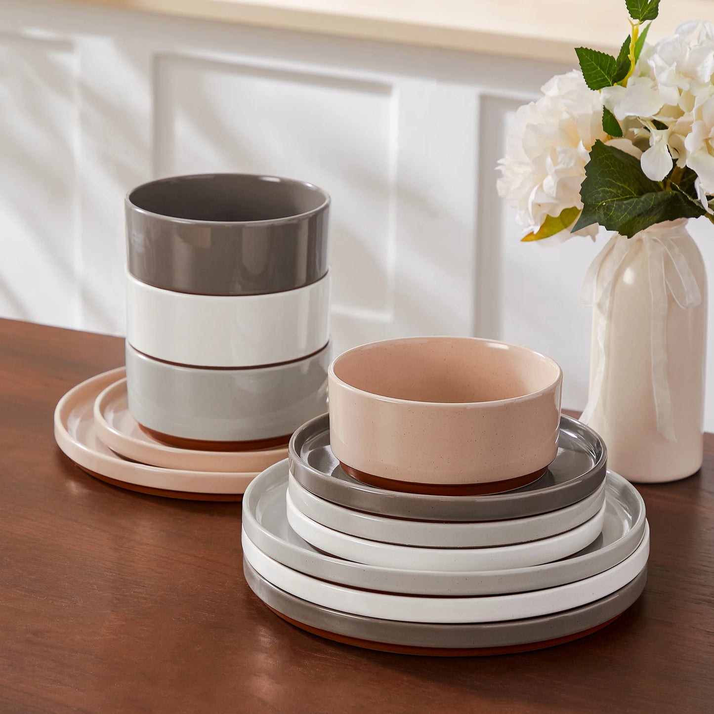 MALACASA Leah Porcelain Dinnerware Set For Everyday Dining