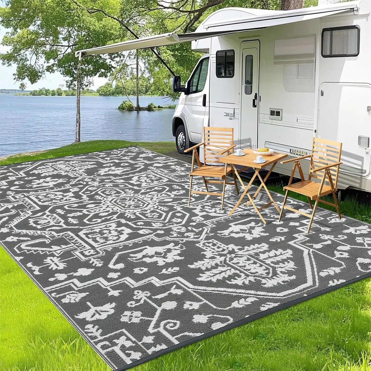 TWISTER.CK Waterproof Outdoor Rug Stain-Resistant Patio Mat